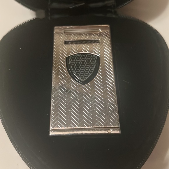 Conino Lamborghini authentic refillable flint lighter and case - Picture 9 of 12
